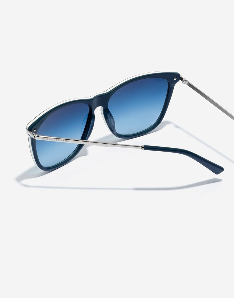 Gafas de Sol One Crosswalk – Black Blue Denim: Diseño Híbrido y Lentes Degradadas