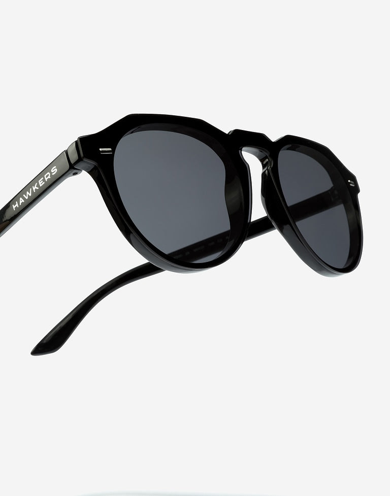 Lentes de sol Hawkers Warwick Venm Hybdrid Dark negros unisex - imagen 5